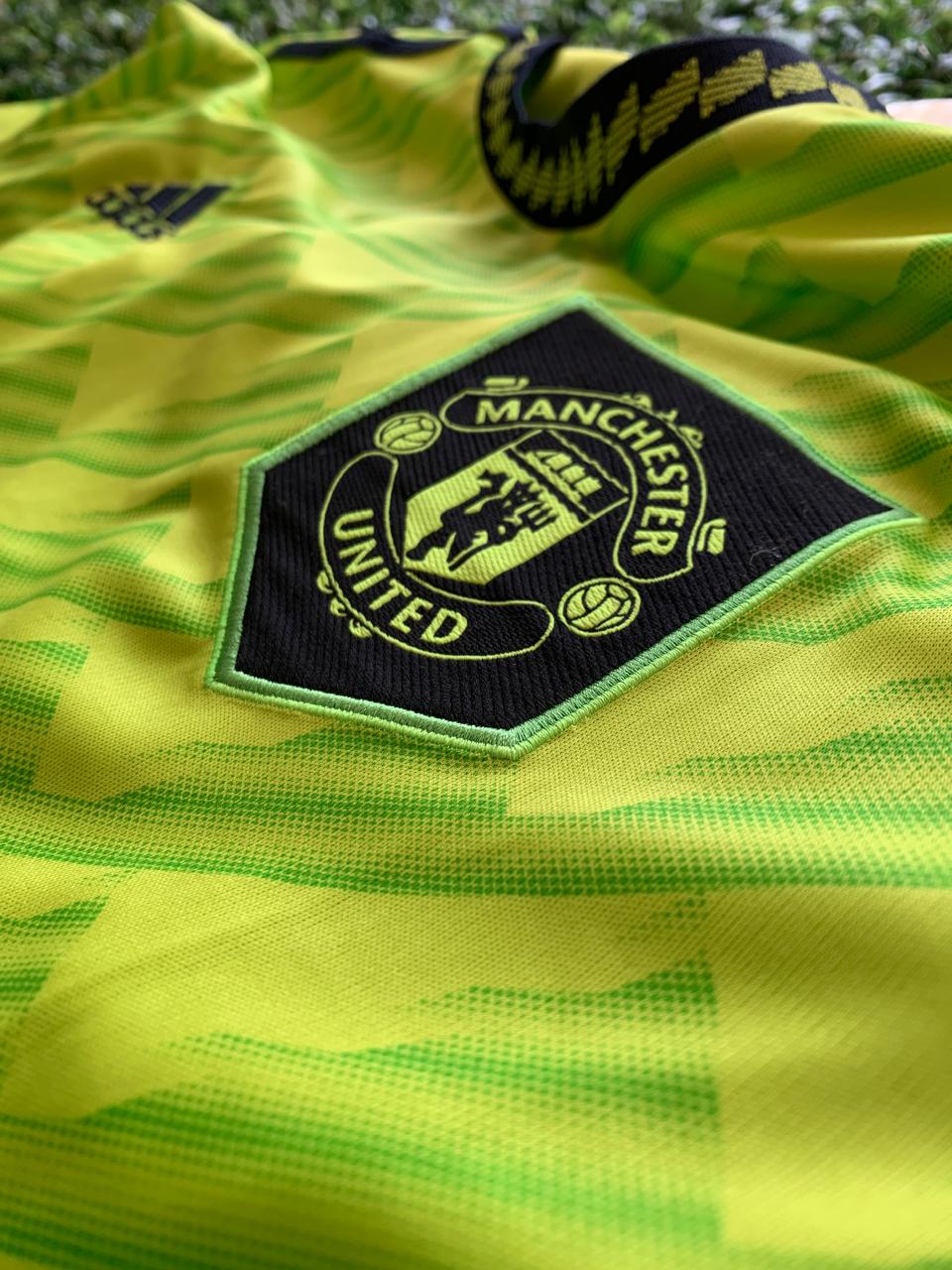 Jersey Manchester United Temporada 2022-23 (Tercera Equipación)